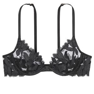 Victoria’s Secret unlined plunge bra in 32DD